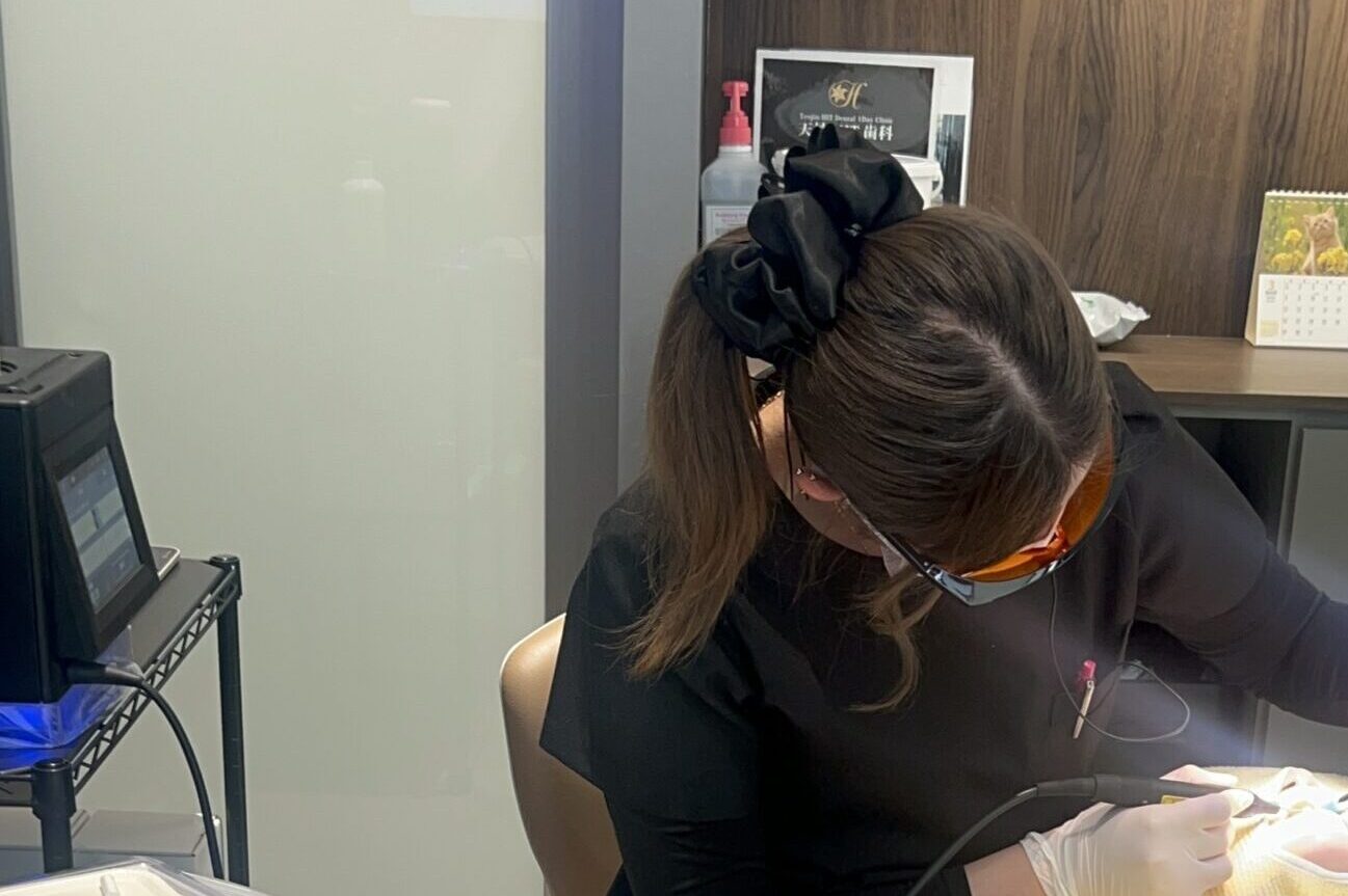 当院でのブルーラジカル治療などの最先端治療